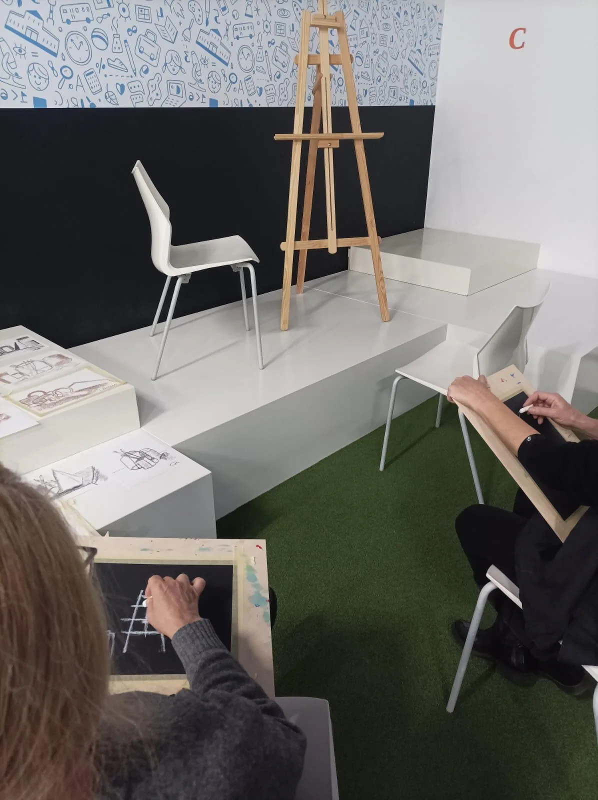Workshops for adults: Disconnecting at the museum