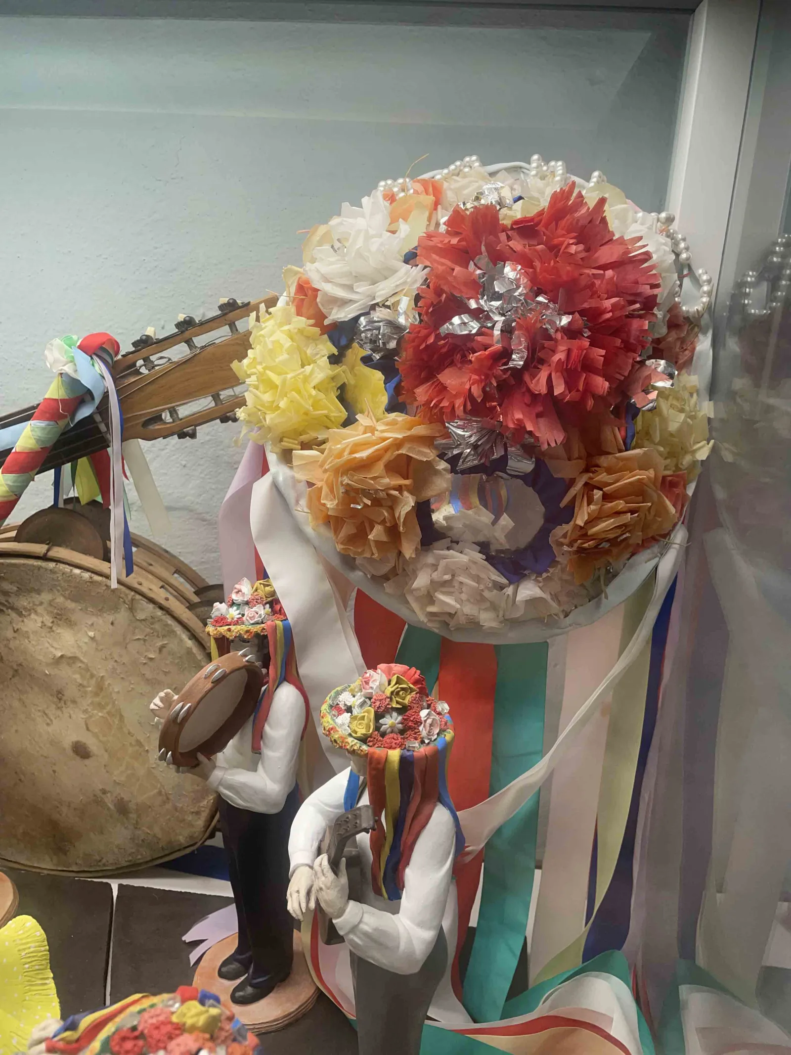 Children's workshop 'We celebrate the Verdiales; creation of a mini Verdiales hat' within the cycle 'Sábados en el MACP'