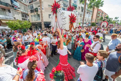 Imagen de la noticia: La Romería de San Miguel de Torremolinos reunirá 54 carretas el domingo 20 de septiembre