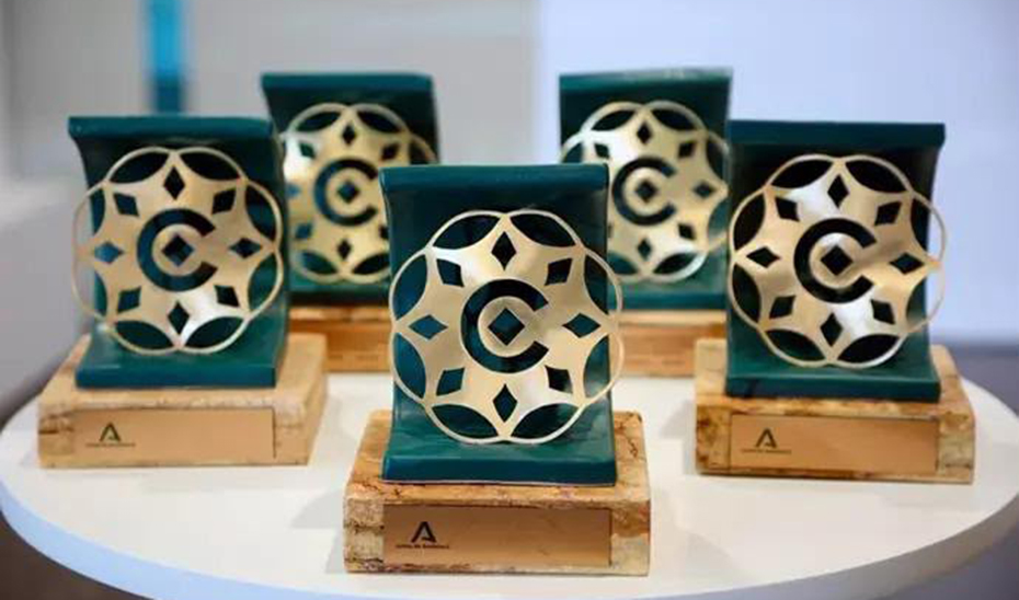 Imagen de la noticia: El Ayuntamiento de Benalmádena gana un Premio del Comercio Interior de Andalucía