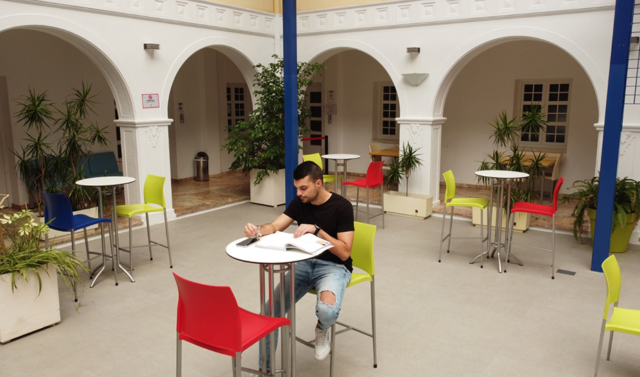 Image for the story: Inturjoven adds 114 places for students and teachers in hostels this academic year