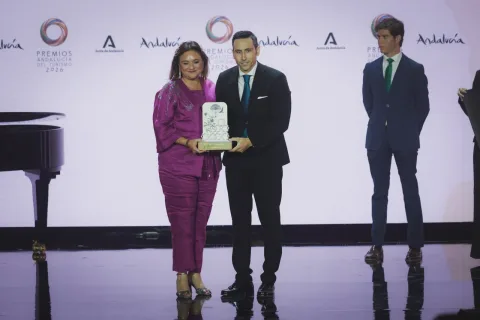 Imagen de la noticia: Torremolinos recibe el Premio Andalucía del Turismo 2026