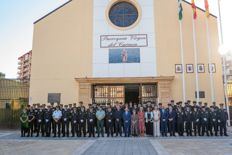 Imagen de la noticia: Benalmádena reconoce a su Policía Local en la festividad de San Miguel Arcángel