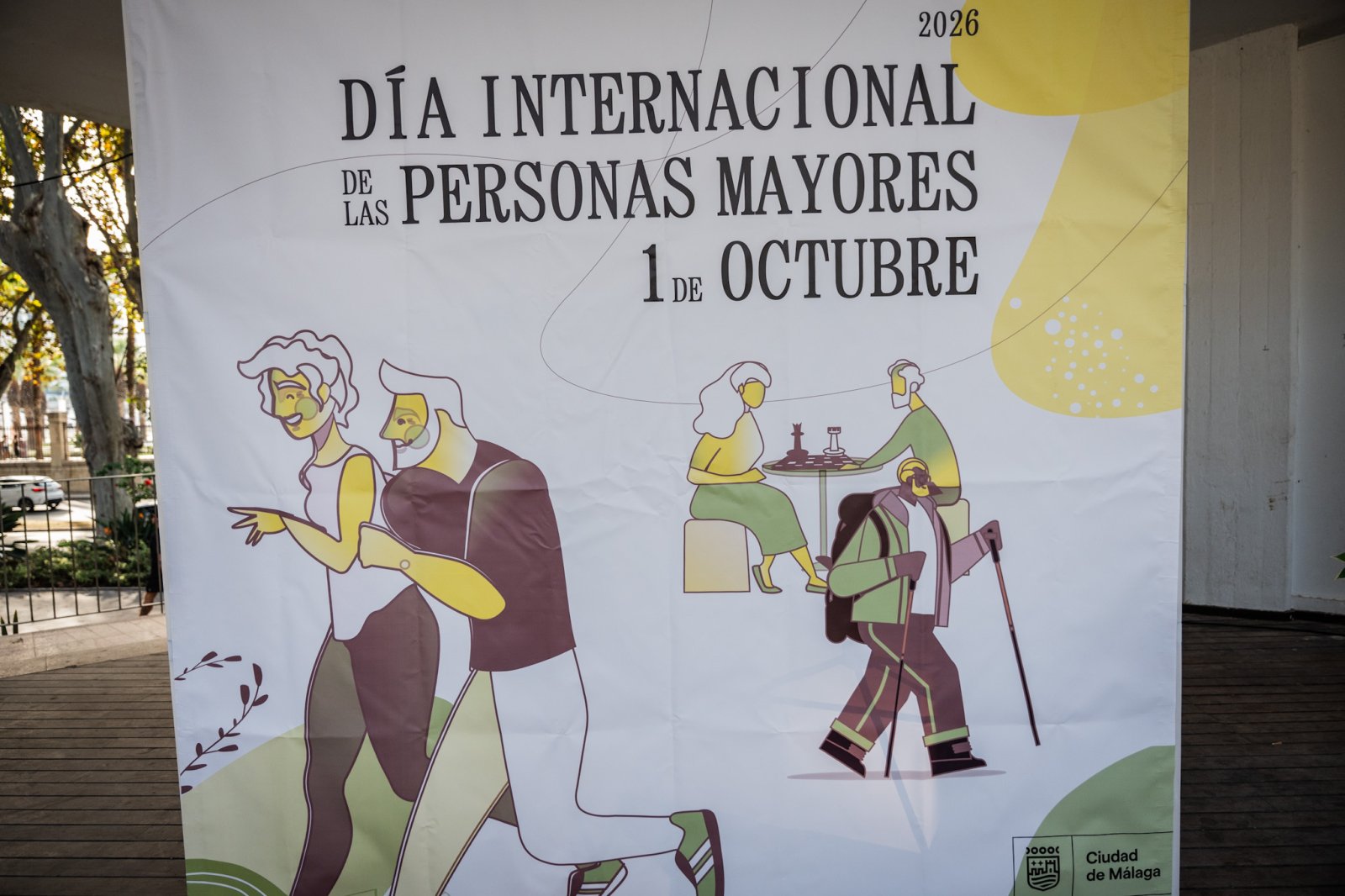 Imagen de la noticia: Málaga celebra una muestra de talleres por el Día de las Personas Mayores