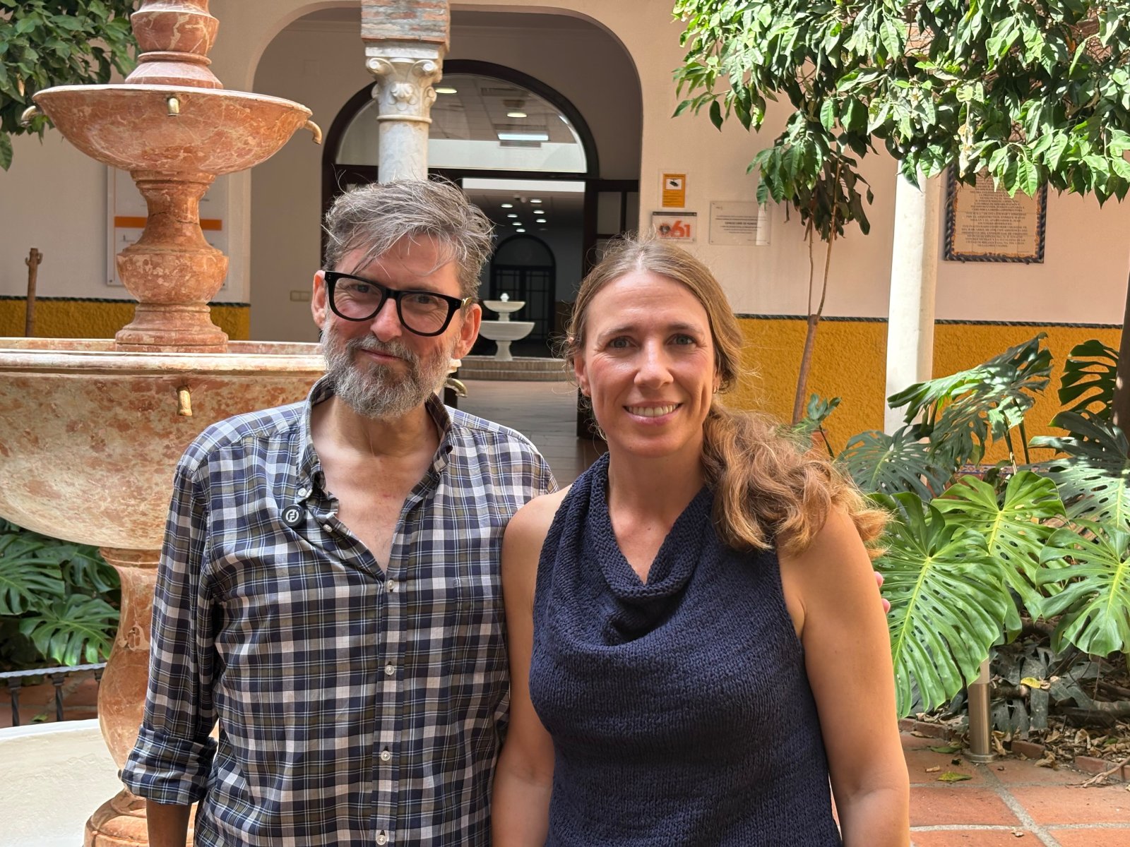 Imagen de la noticia: El Colegio de Médicos de Málaga difunde un vídeo sobre la vida con ostomía