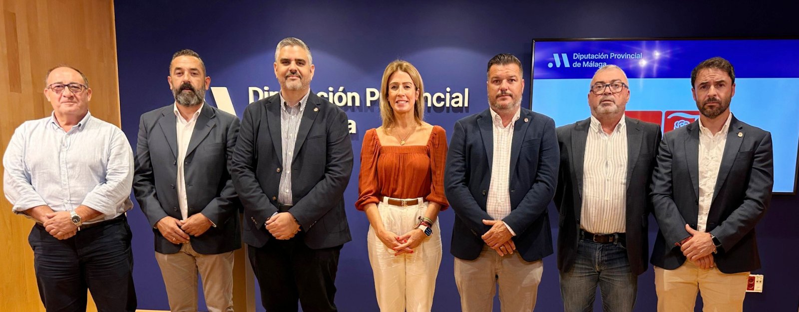Imagen de la noticia: El PSOE pide incluir El Borge, Iznate, Totalán y Comares en el plan de cajeros