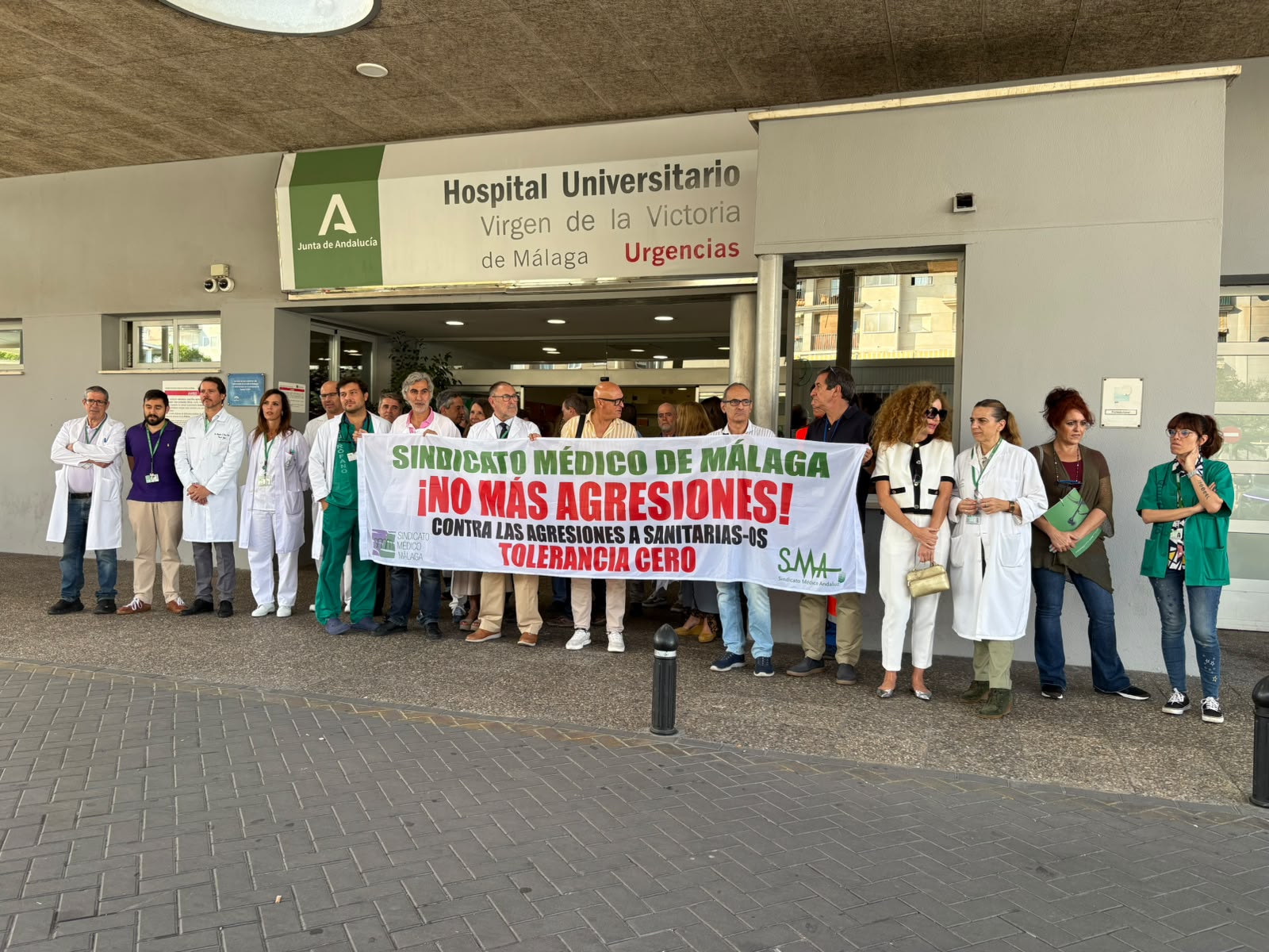Imagen de la noticia: Un médico de Urgencias del Clínico denuncia una amenaza de una paciente