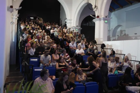 Imagen de la noticia: El Festival Nuevo Cine Andaluz de Casares premia a «Iván & Hadoum» y «Como todo mortal»