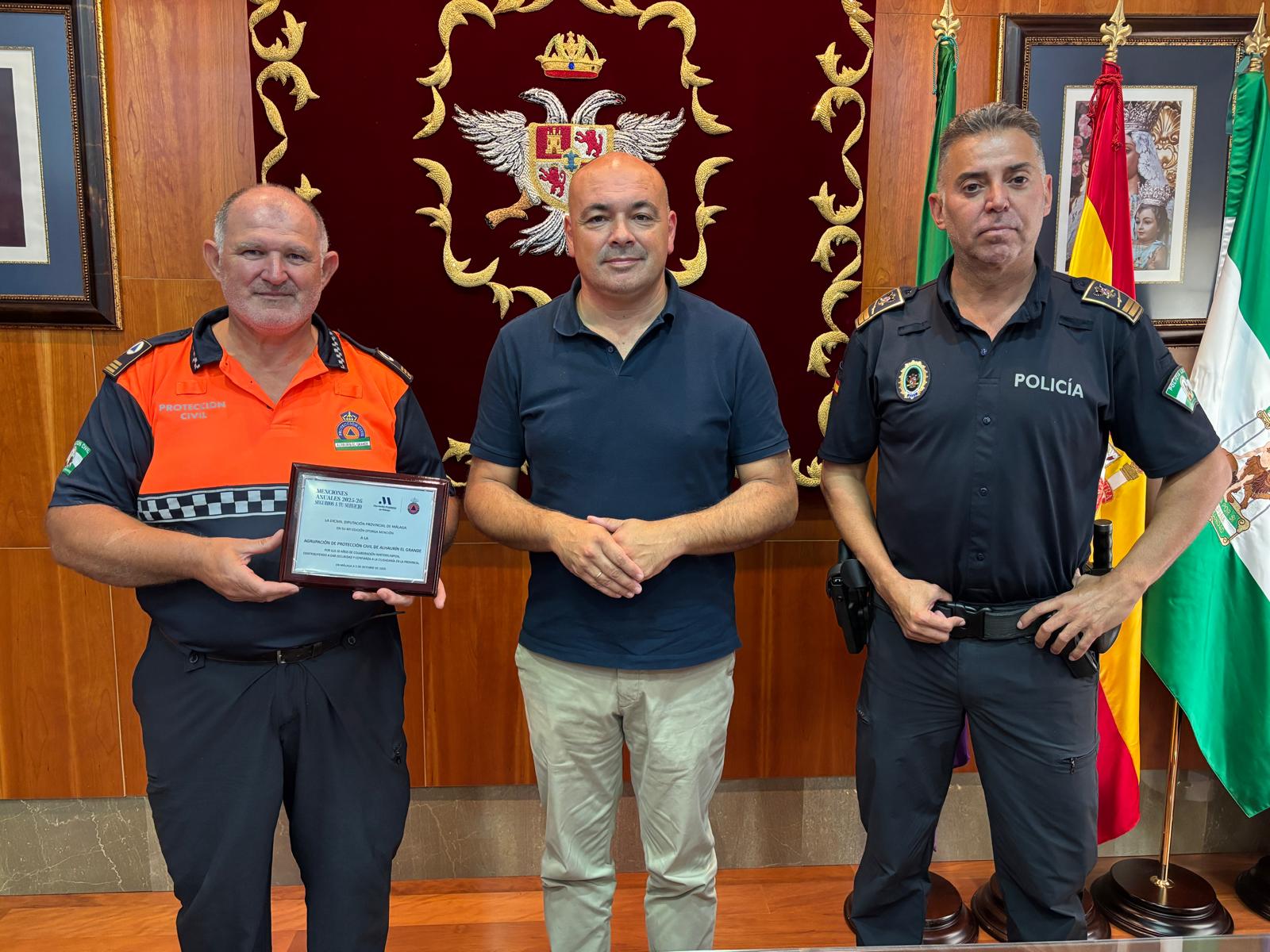 Imagen de la noticia: Alhaurín el Grande trabaja en un nuevo reglamento para atraer a jóvenes voluntarios a Protección Civil