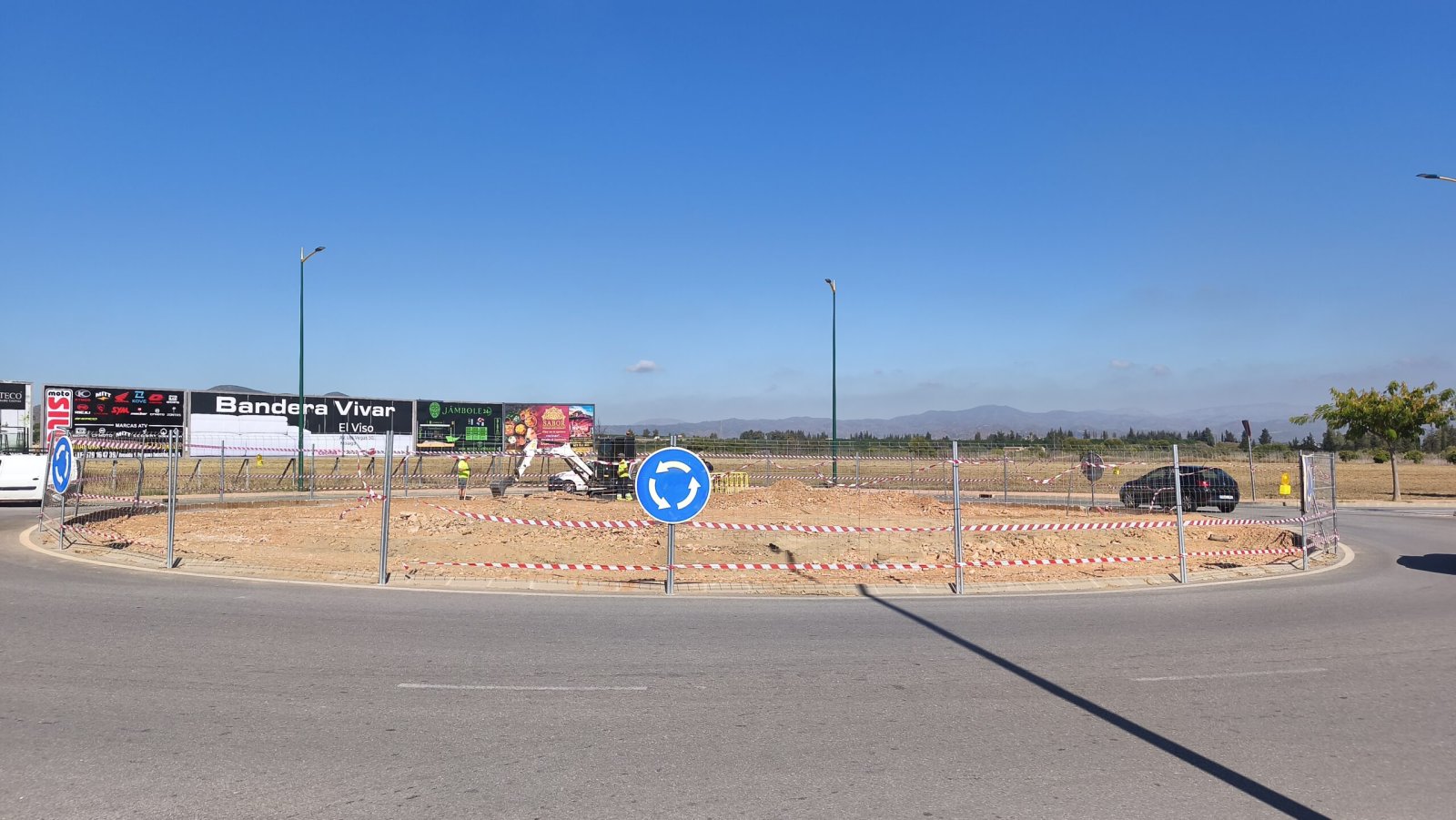 Imagen de la noticia: Alhaurín de la Torre reforma el cruce de la avenida de las Américas con Mercadona