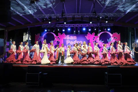 Image for the story: Rafa Reyes opens the San Pedro Alcántara Fair with a musical opening speech