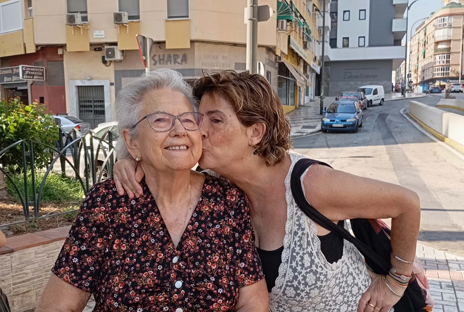 Imagen de la noticia: La Fundación Harena busca voluntarios para acompañar a mayores solos en Málaga
