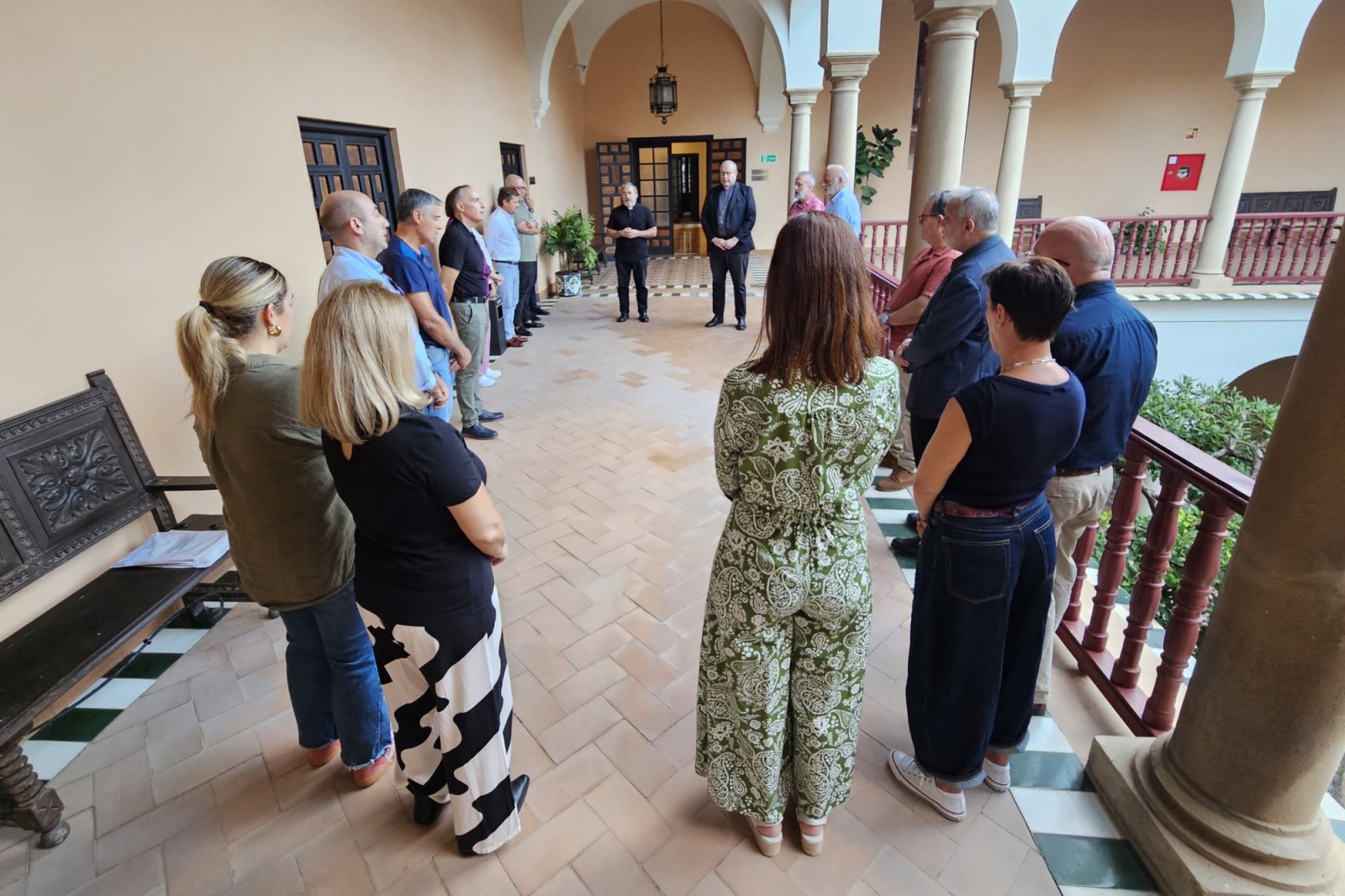 Image for the story: The Bishop of Málaga prays with Curia workers for the recovery of Pope Leo XIV
