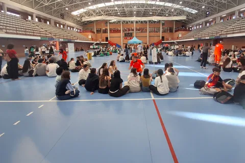Image for the story: 1,400 schoolchildren from Málaga train in cardiac resuscitation in Teatinos