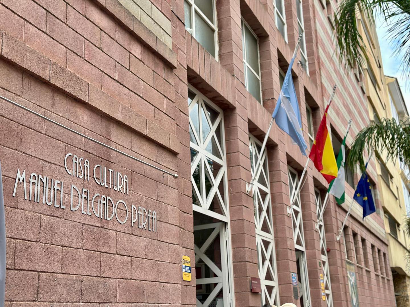 Image for the story: Fuengirola reopens access-to-University and Vocational Training classes on October 19