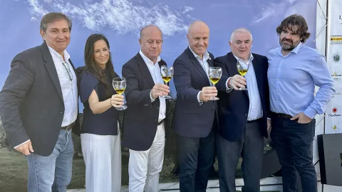 Imagen de la noticia: Antequera conmemora los 15 años de Finca La Torre, referente del aceite en Bobadilla