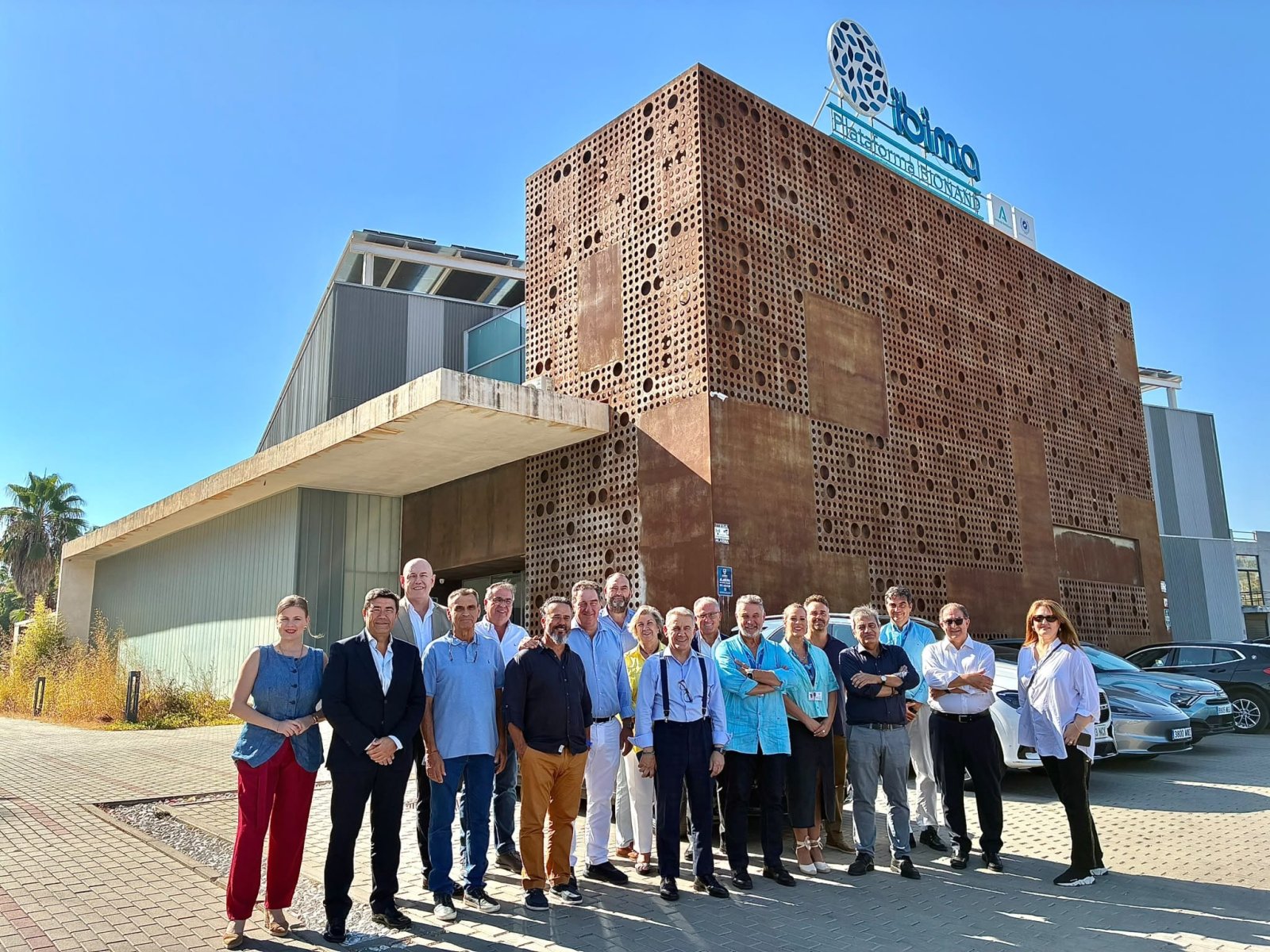 Imagen de la noticia: IBIMA crea un comité de expertos para acercar la investigación biomédica a la ciudadanía