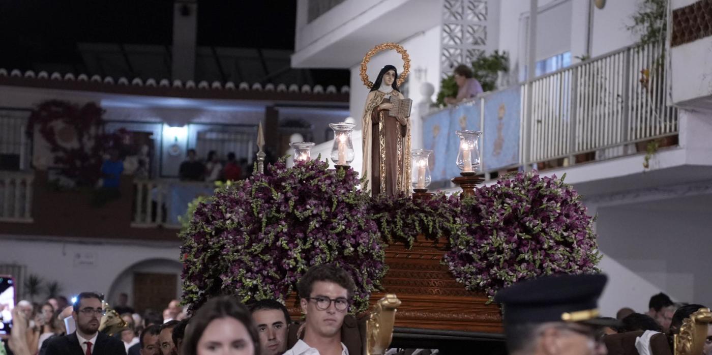 Imagen de la noticia: La Cala de Mijas cierra las fiestas de Santa Teresa con verbena y romería este fin de semana