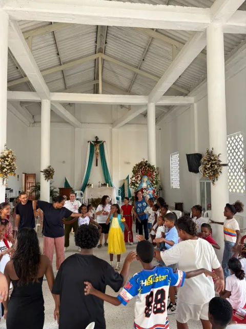 Imagen de la noticia: Doce vigilias misioneras y un encuentro diocesano celebran el DOMUND en Málaga