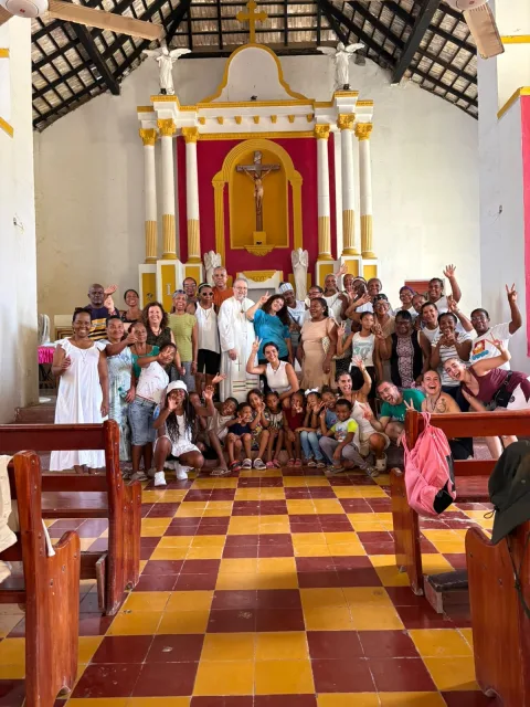 Imagen de la noticia: Doce vigilias misioneras y un encuentro diocesano celebran el DOMUND en Málaga