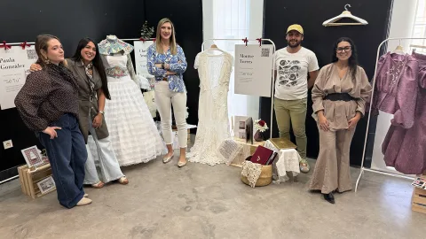 Imagen de la noticia: La Casa de la Juventud de Antequera expone hasta el 23 de octubre diseños de la III Fashion Show