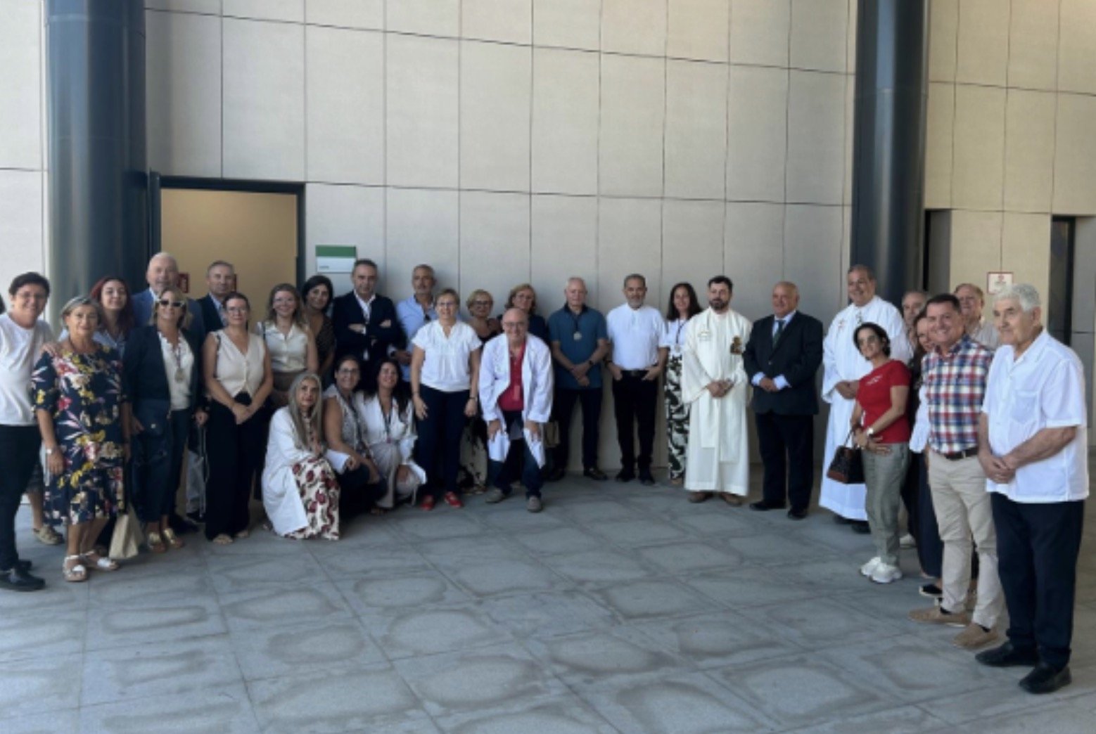 Imagen de la noticia: El Hospital de la Axarquía abre una capilla para la atención espiritual de pacientes y familiares