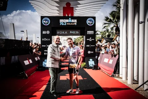 Imagen de la noticia: Felix Forissier y Mia Hunt ganan el IRONMAN 70.3 Málaga con salida y llegada en el Puerto