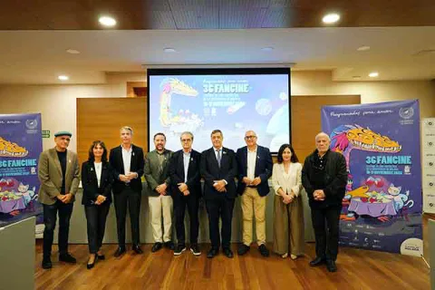 Imagen de la noticia: Fancine abre el 10 de noviembre con '5 minutos más' y entradas a 4 euros desde el día 30