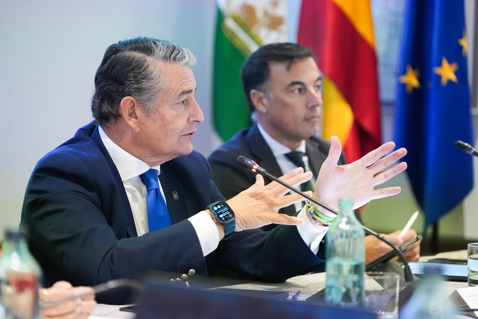 Imagen de la noticia: La vacunación antigripal se abre desde el miércoles a los mayores de 60 años y a los cuerpos de seguridad