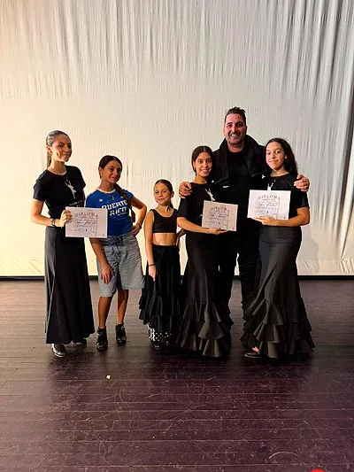 Imagen de la noticia: Fran «El Boti» imparte una masterclass de flamenco en el teatro Tomás Salas de Álora