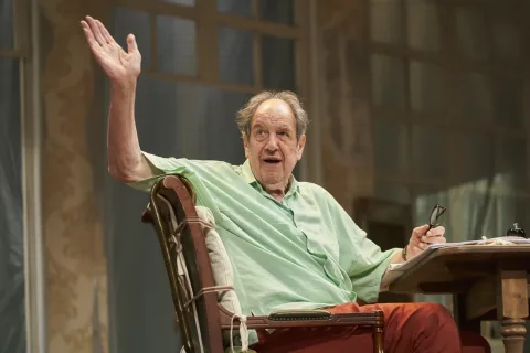 Imagen de la noticia: José María Pou regresa al Teatro del Soho con «Gigante» los días 29 y 30 de octubre