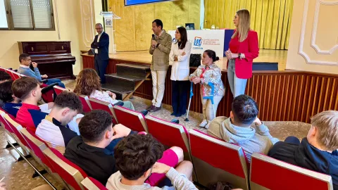 Imagen de la noticia: Antequera forma a futuros docentes y equipos directivos en prevención del suicidio