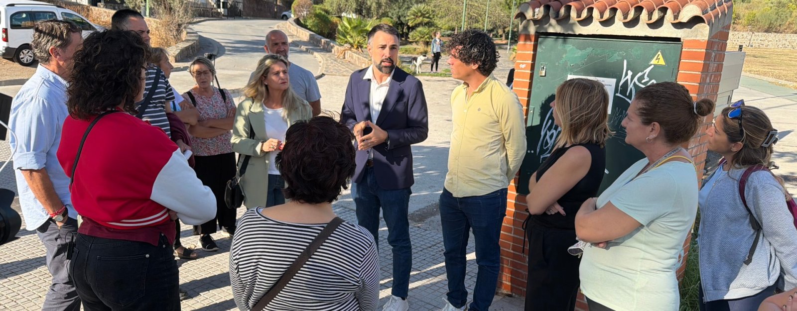 Imagen de la noticia: El PSOE pide paralizar el traslado de caravanas de Sacaba al parque de La Virreina