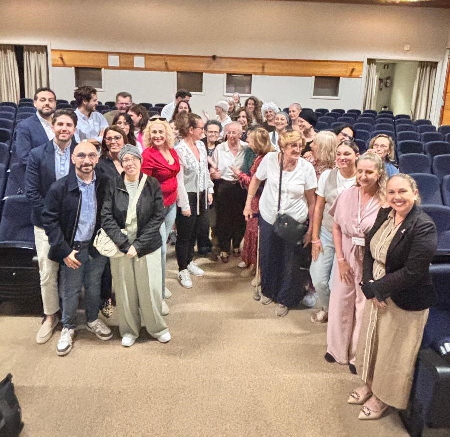 Imagen de la noticia: El Hospital Regional de Málaga reúne a especialistas y pacientes para explicar el abordaje del cáncer de mama