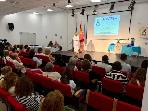 Imagen de la noticia: Fuengirola resuelve el 91% de los avisos vecinales de San Cayetano