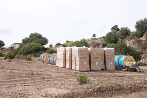 Imagen de la noticia: Casares busca montadores y conductores para la obra fotovoltaica