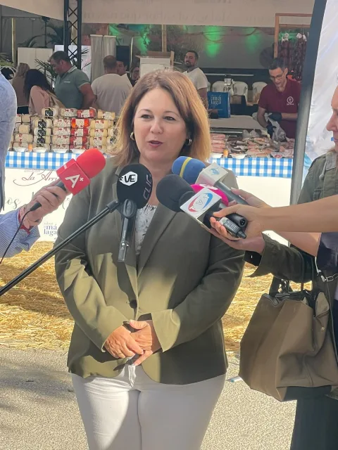 Imagen de la noticia: Impulsa Axarquía inaugura la feria FIAX en Vélez-Málaga