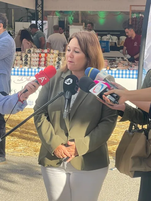Imagen de la noticia: Impulsa Axarquía inaugura la feria FIAX en Vélez-Málaga