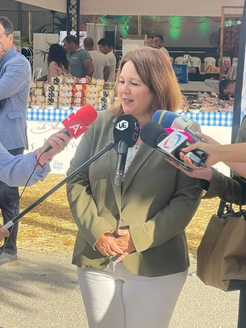 Imagen de la noticia: Impulsa Axarquía inaugura la feria FIAX en Vélez-Málaga