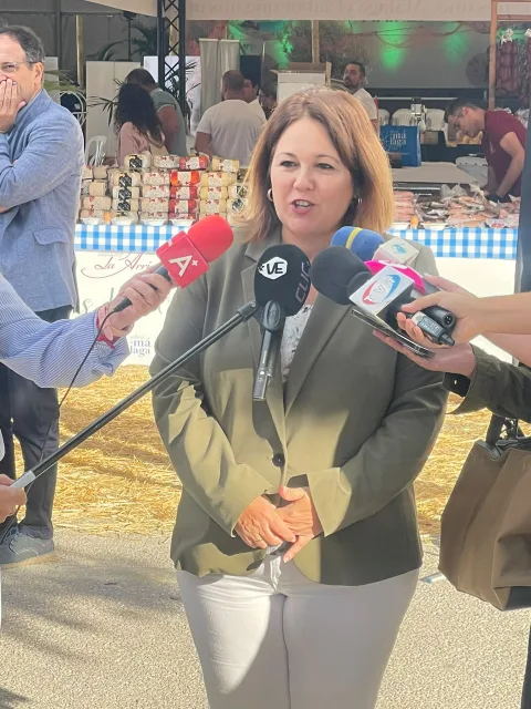 Imagen de la noticia: Impulsa Axarquía inaugura la feria FIAX en Vélez-Málaga