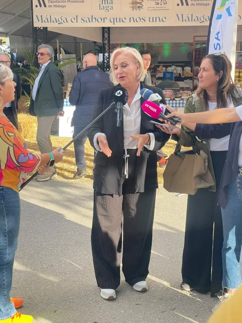 Imagen de la noticia: Impulsa Axarquía inaugura la feria FIAX en Vélez-Málaga