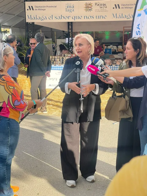 Imagen de la noticia: Impulsa Axarquía inaugura la feria FIAX en Vélez-Málaga