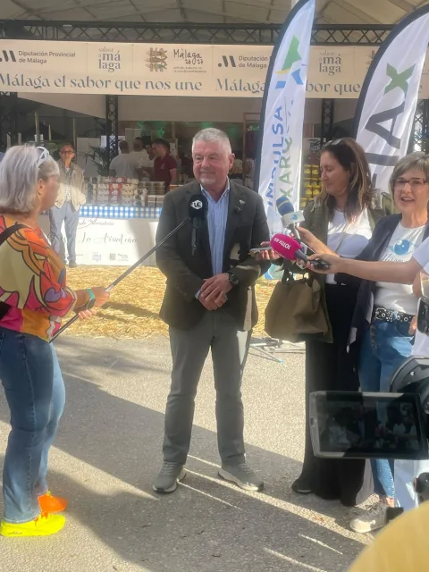 Imagen de la noticia: Impulsa Axarquía inaugura la feria FIAX en Vélez-Málaga