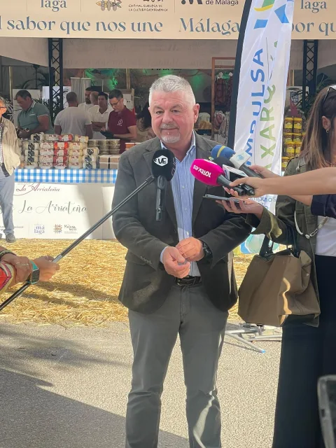 Imagen de la noticia: Impulsa Axarquía inaugura la feria FIAX en Vélez-Málaga
