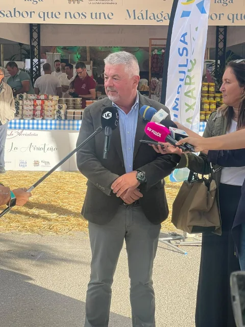 Imagen de la noticia: Impulsa Axarquía inaugura la feria FIAX en Vélez-Málaga