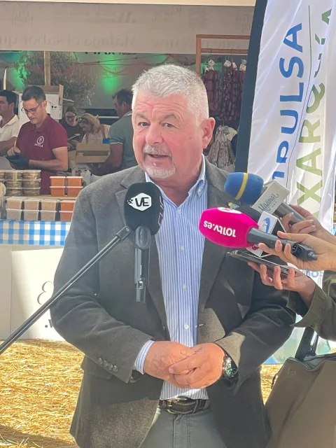 Imagen de la noticia: Impulsa Axarquía inaugura la feria FIAX en Vélez-Málaga