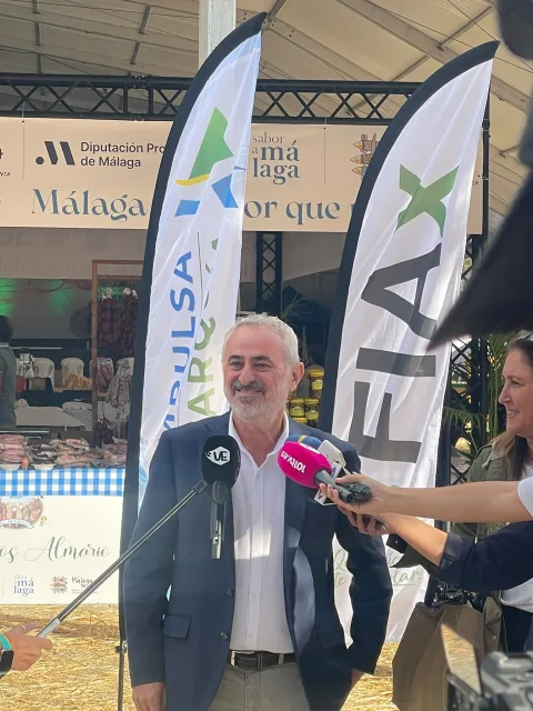 Imagen de la noticia: Impulsa Axarquía inaugura la feria FIAX en Vélez-Málaga