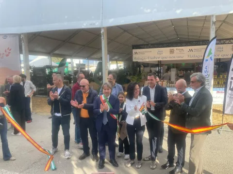 Imagen de la noticia: Impulsa Axarquía inaugura la feria FIAX en Vélez-Málaga