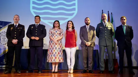 Imagen de la noticia: Torremolinos condecora a los agentes que detuvieron al presunto atropellador