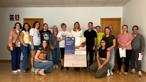 Imagen de la noticia: Coín abre la inscripción al programa 'mano a mano' para familias con hijos con diversidad funcional